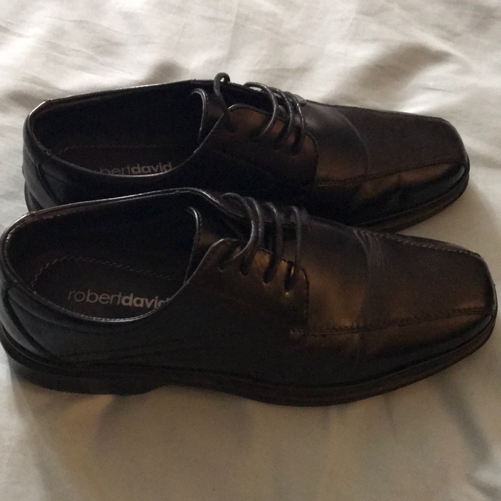 Shoes - Picture 2 of 2